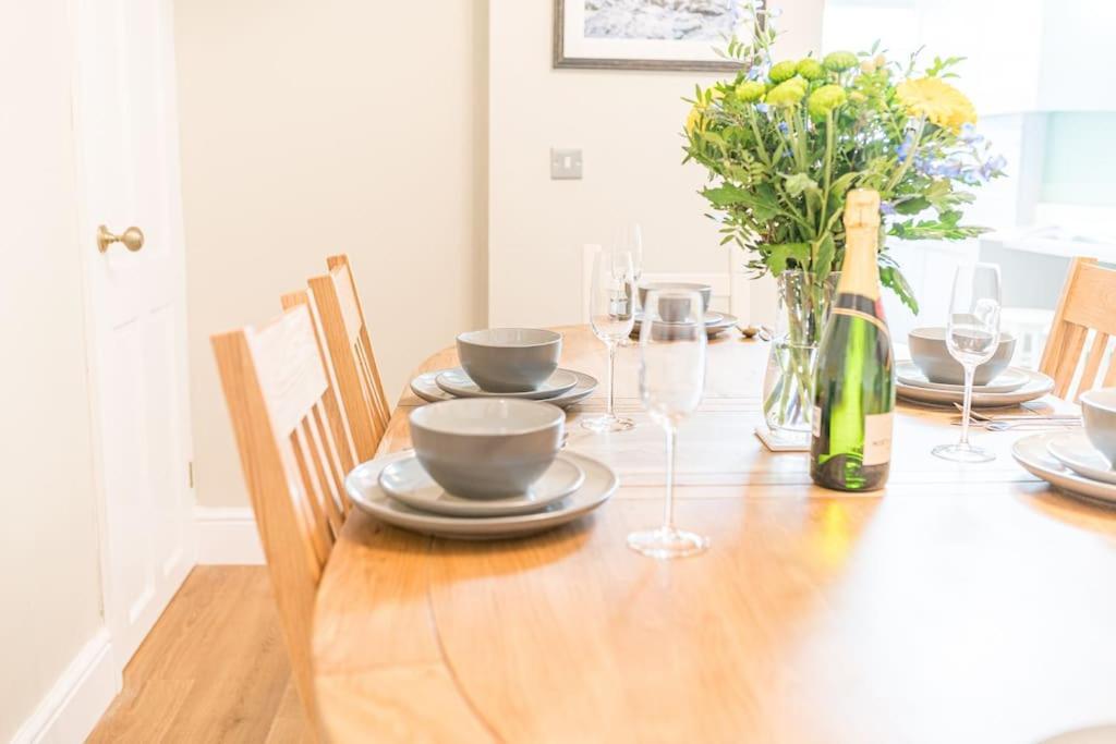 Hazelgrove, Ratcliffe Place, Keswick *