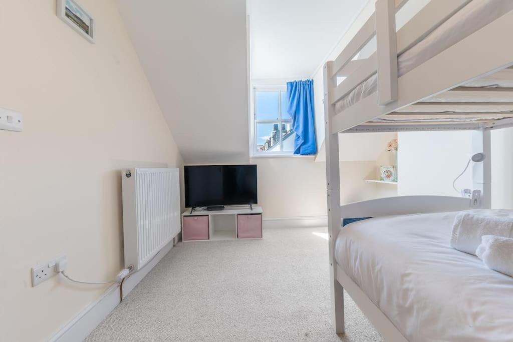 Hazelgrove, Ratcliffe Place, Keswick Holiday home